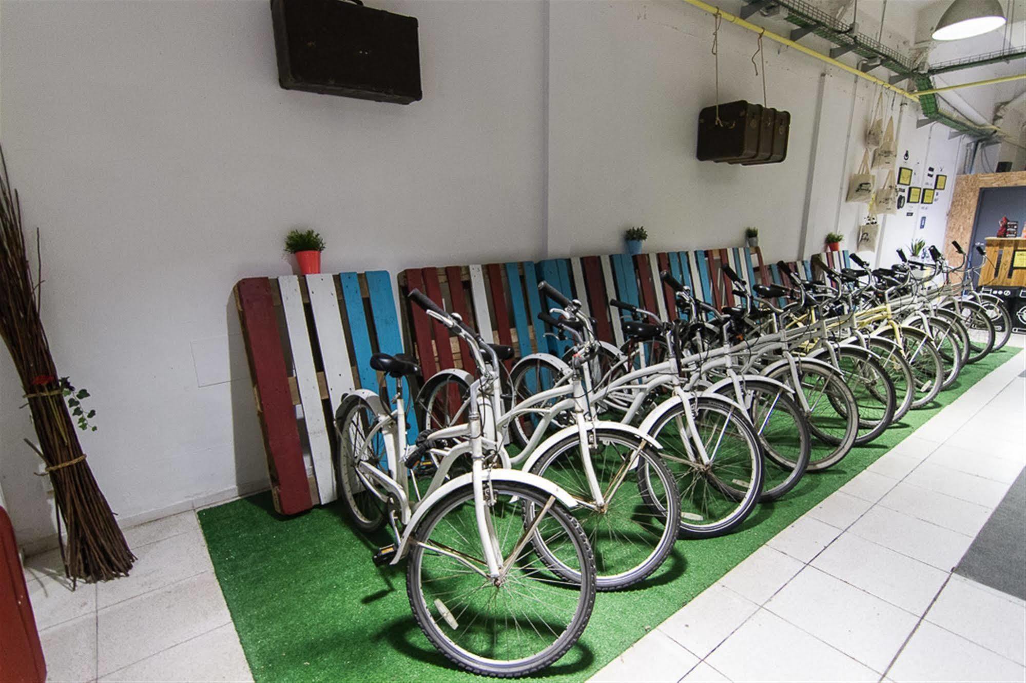 Bed & Bike Barcelona Hostel Luaran gambar